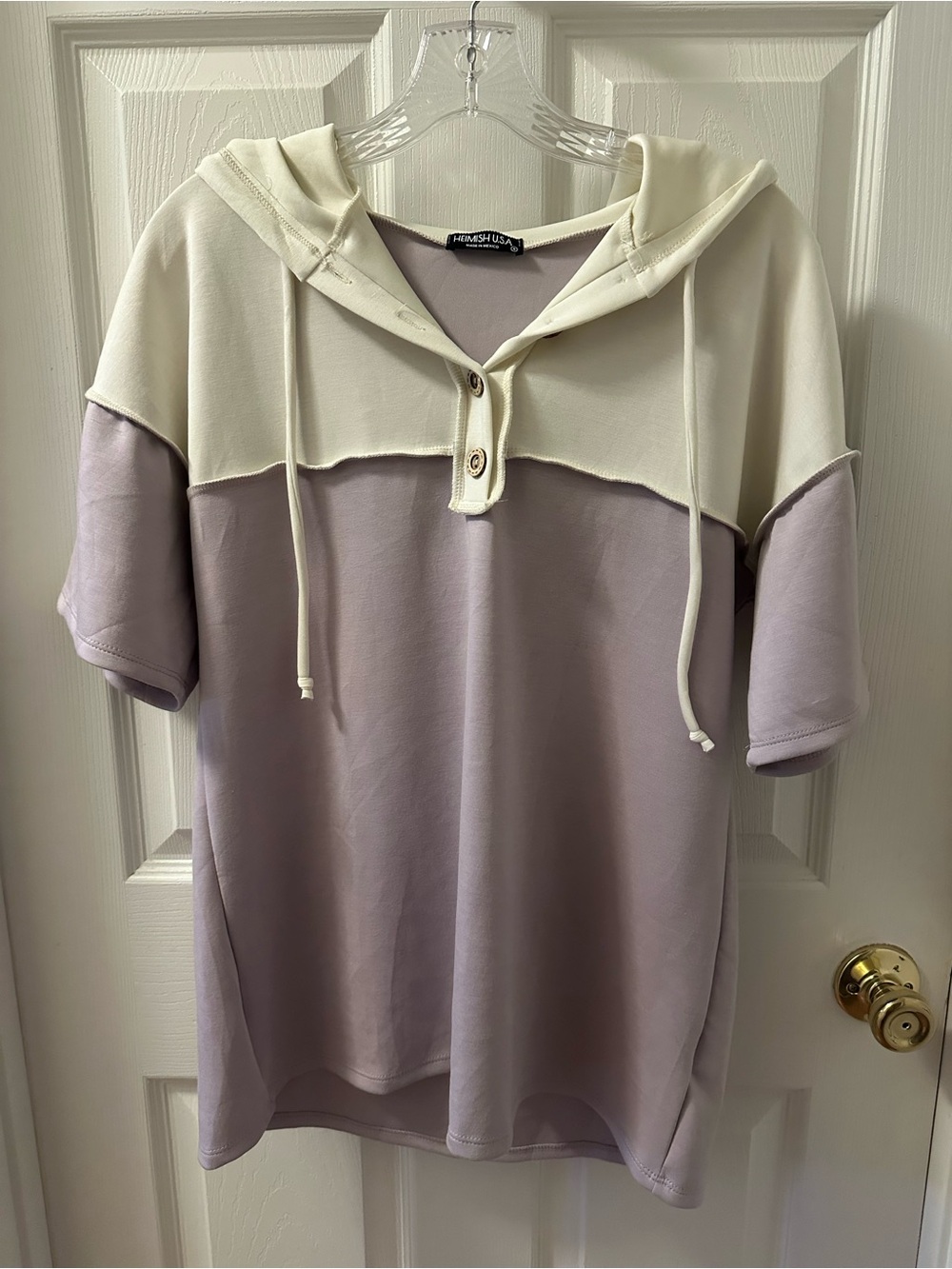 HEIMISH USA Lavender and Cream Short Sleeve Hooded Top